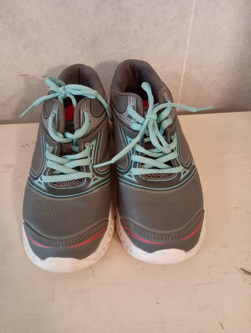Women's Gray Athletic Sneakers with Mint Accents